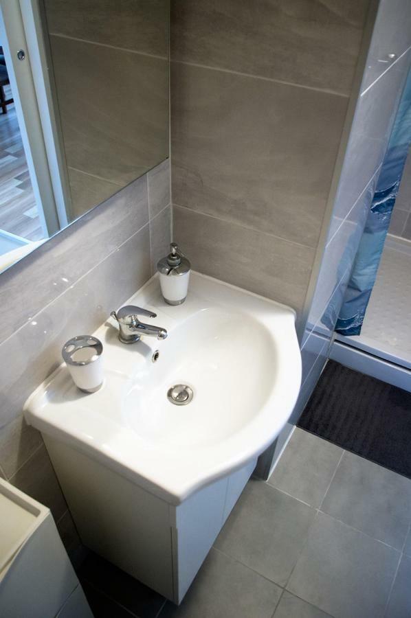 Meridian Apartment , 300M To Bus Terminal, Fast Wifi & Airport Transf Zagreb Exteriör bild
