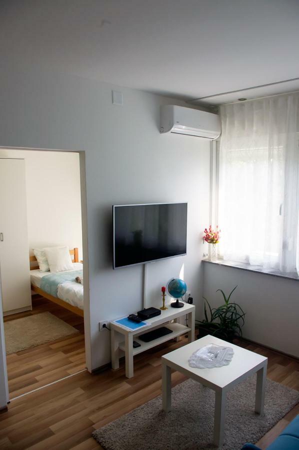 Meridian Apartment , 300M To Bus Terminal, Fast Wifi & Airport Transf Zagreb Exteriör bild